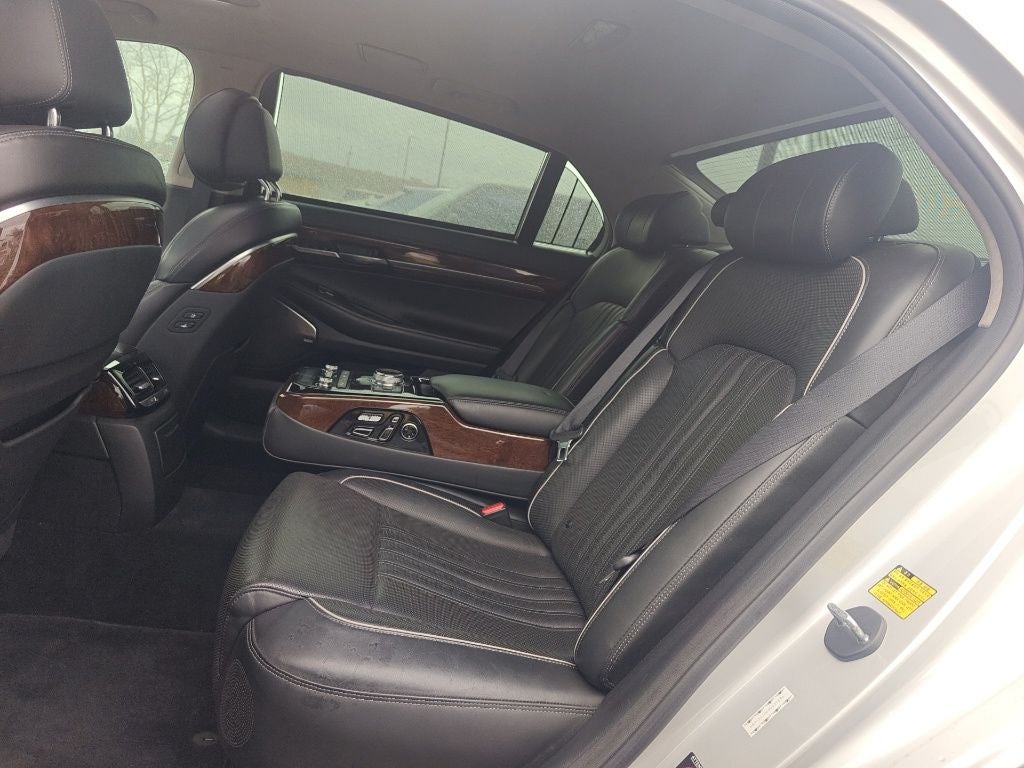 2017 Genesis G90 5.0 Ultimate