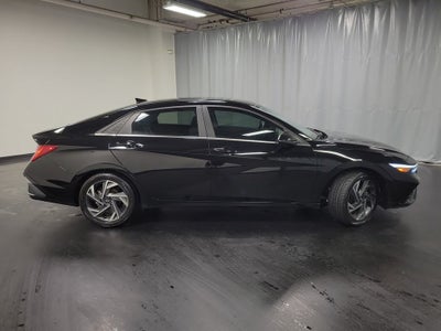 2024 Hyundai Elantra Hybrid Limited