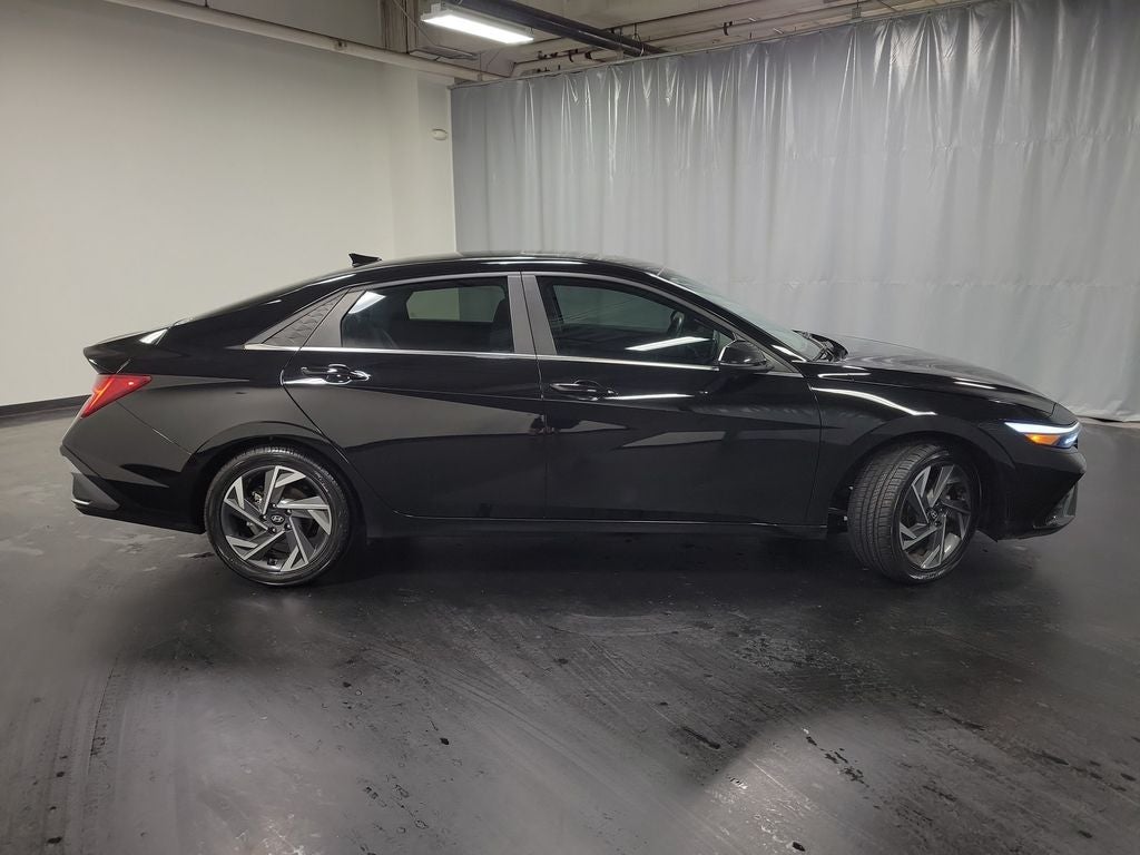 2024 Hyundai Elantra Hybrid Limited