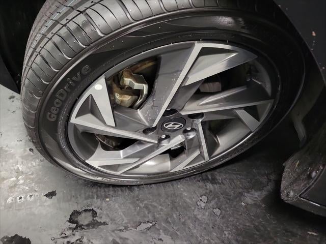 2024 Hyundai Elantra Hybrid Limited