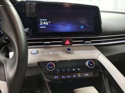 2024 Hyundai Elantra Hybrid Limited