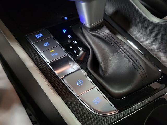 2024 Hyundai Elantra Hybrid Limited