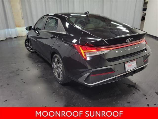 2024 Hyundai Elantra Hybrid Limited