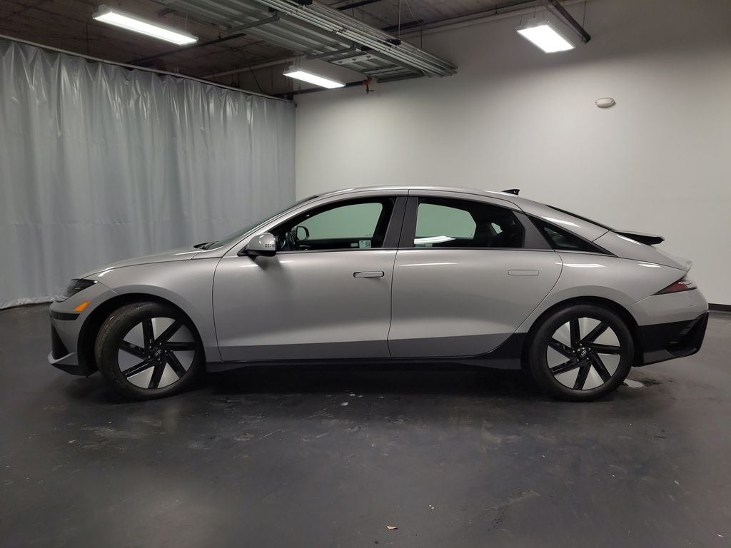 2024 Hyundai IONIQ 6 SE