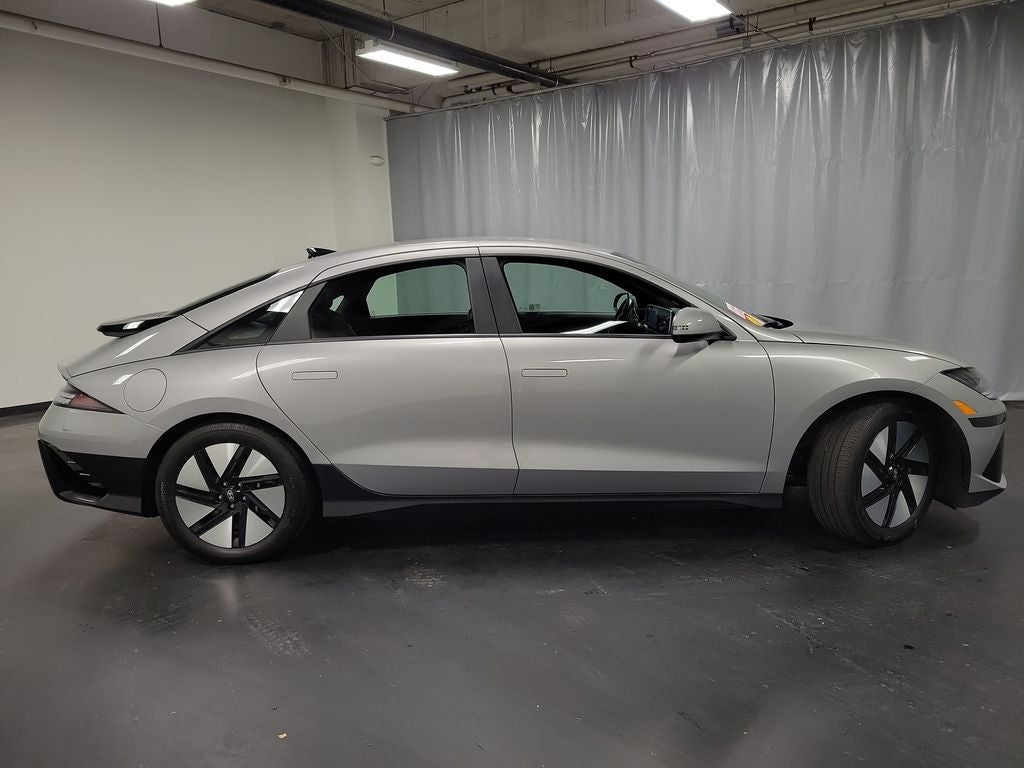 2024 Hyundai IONIQ 6 SE