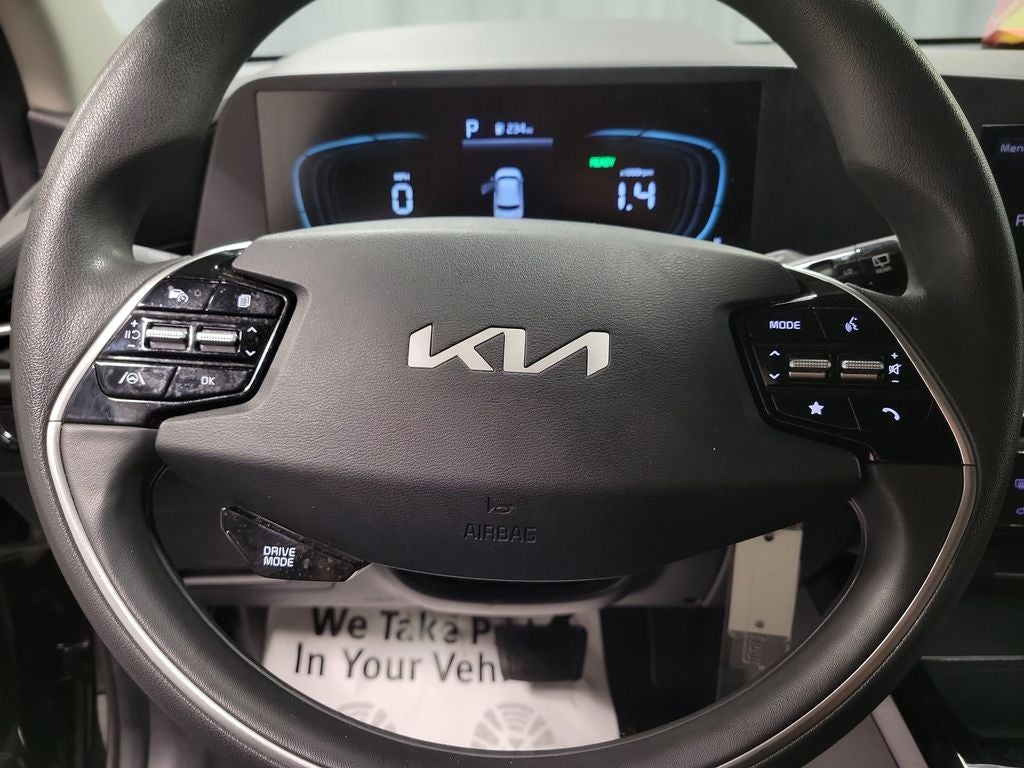 2024 Kia Niro LX