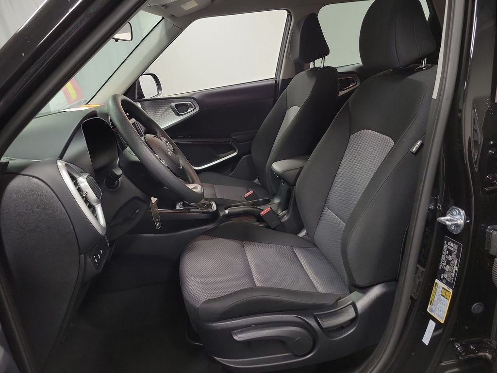 2025 Kia Soul S