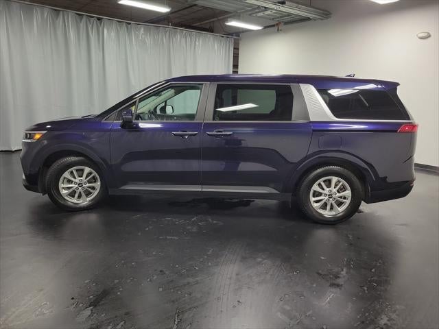 2023 Kia Carnival LX Seat Package