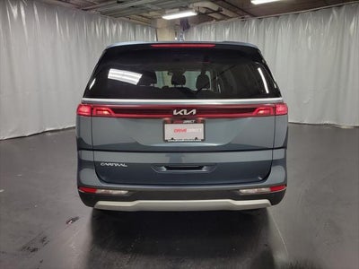 2024 Kia Carnival EX