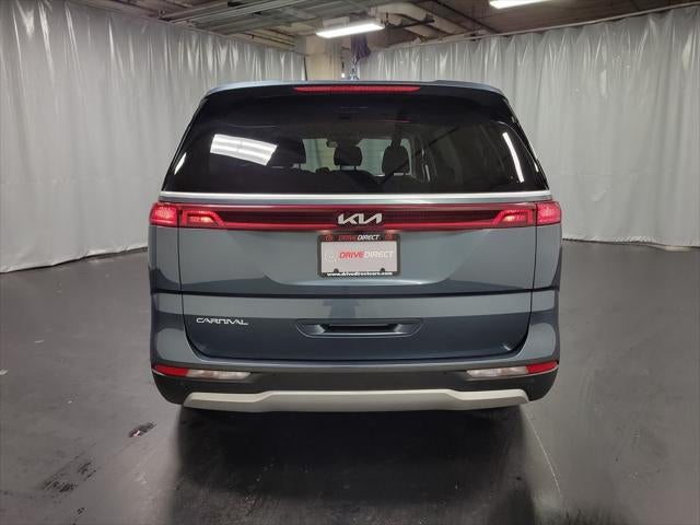 2024 Kia Carnival EX