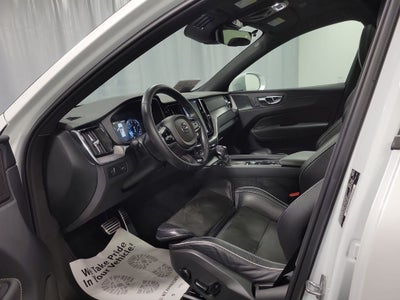 2019 Volvo XC60 T5 R-Design