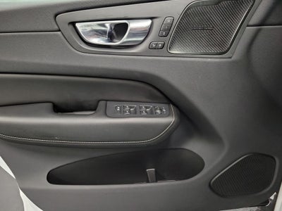 2019 Volvo XC60 T5 R-Design