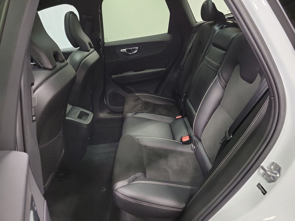 2019 Volvo XC60 T5 R-Design