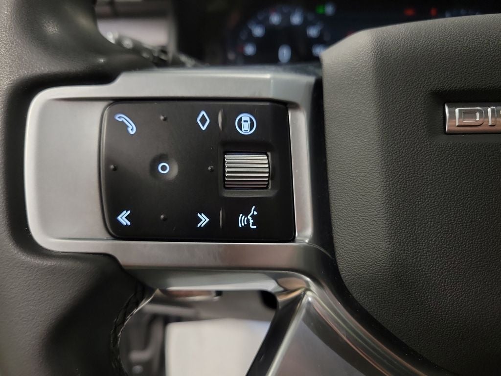 2025 Land Rover Discovery Dynamic SE