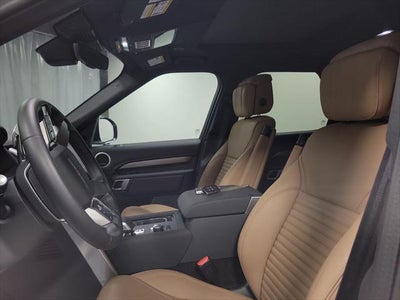 2025 Land Rover Discovery Dynamic SE