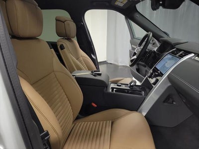 2025 Land Rover Discovery Dynamic SE