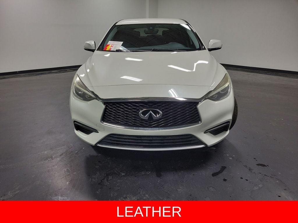 2018 INFINITI QX30 Luxury