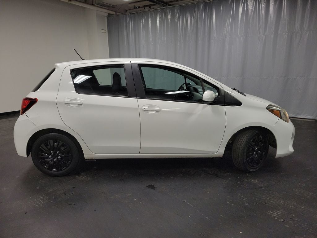 2016 Toyota Yaris L
