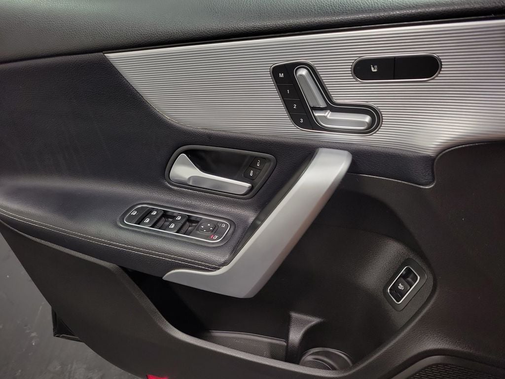 2020 Mercedes-Benz A-Class A 220