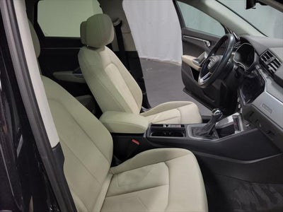 2020 Audi Q3 Premium quattro