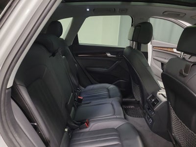 2020 Audi Q5 45 Prestige quattro