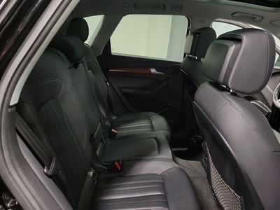 2022 Audi Q5 45 S line Premium quattro