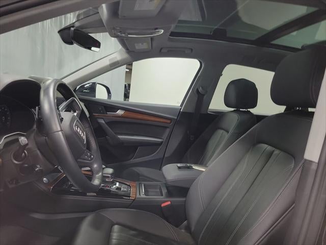 2022 Audi Q5 45 S line Premium quattro