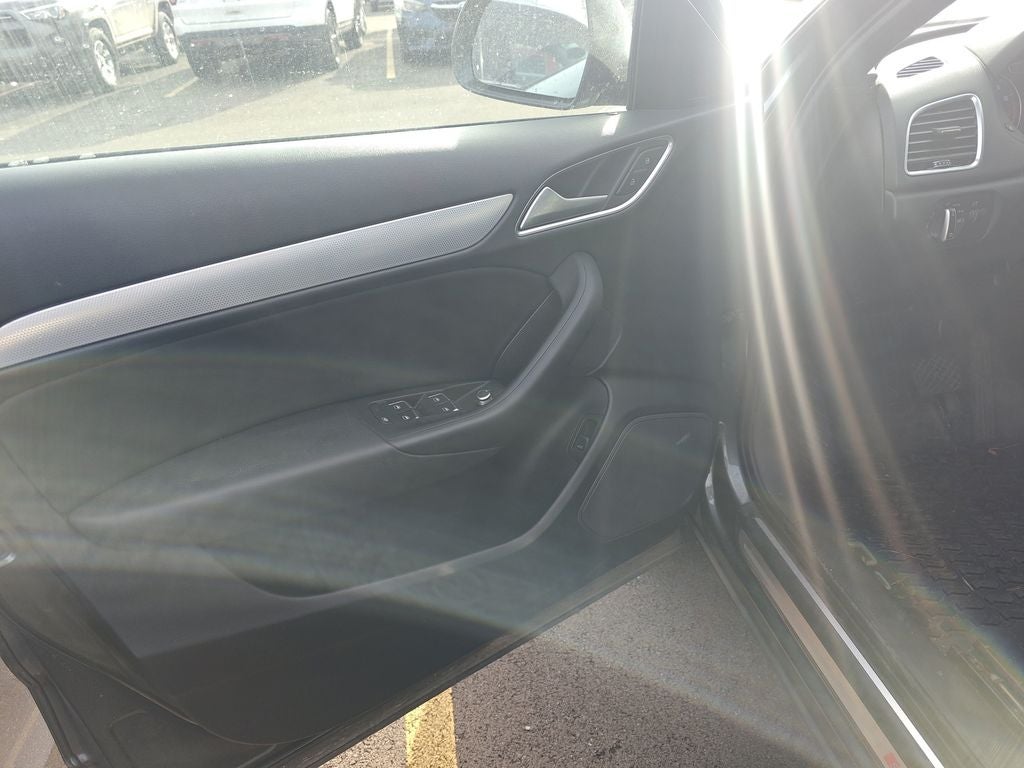 2018 Audi Q3 2.0T Premium quattro