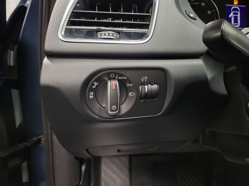 2018 Audi Q3 2.0T Premium quattro