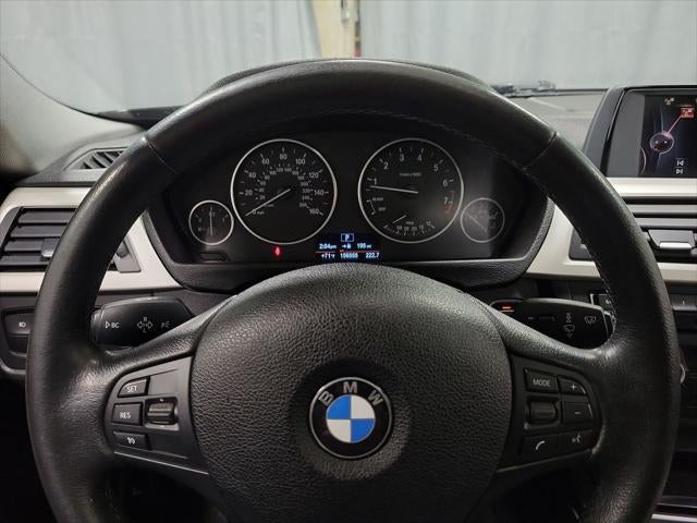 2015 BMW 3 Series 320i xDrive