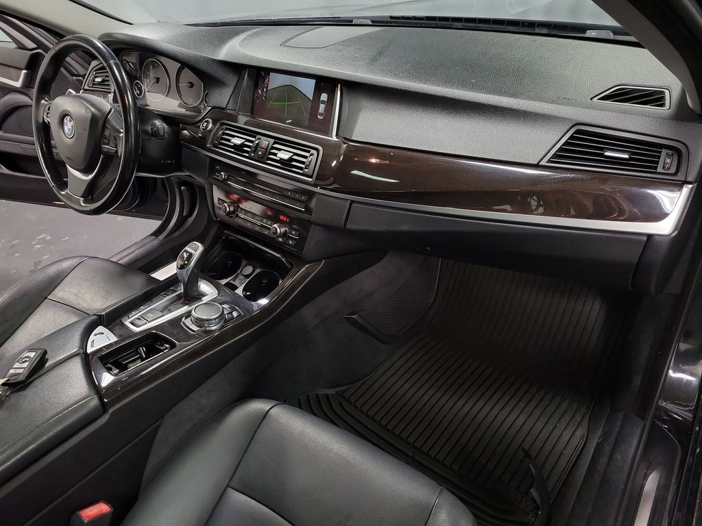 2016 BMW 5 Series 528i xDrive