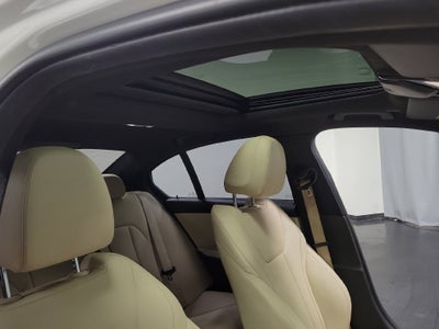 2019 BMW 3 Series 330i