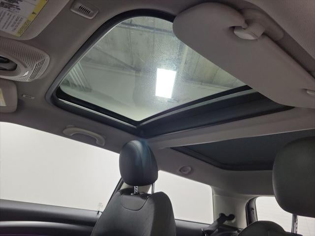 2023 MINI Cooper SE Electric Signature