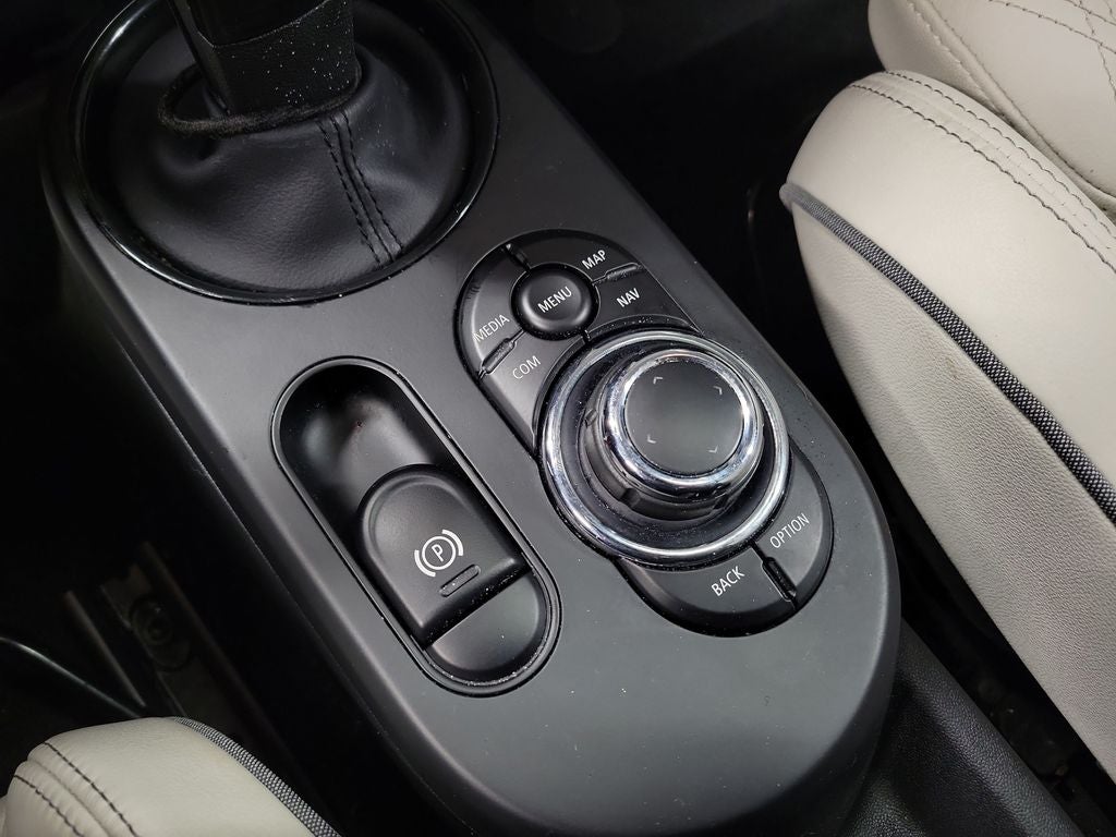 2023 MINI Cooper Base