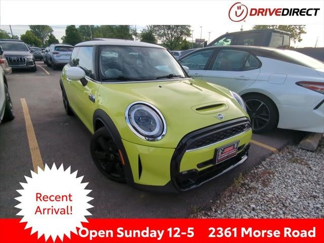 2023 MINI Cooper S Base