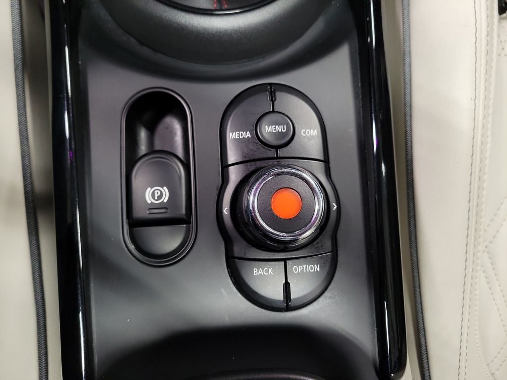 2020 MINI Cooper S Clubman Signature