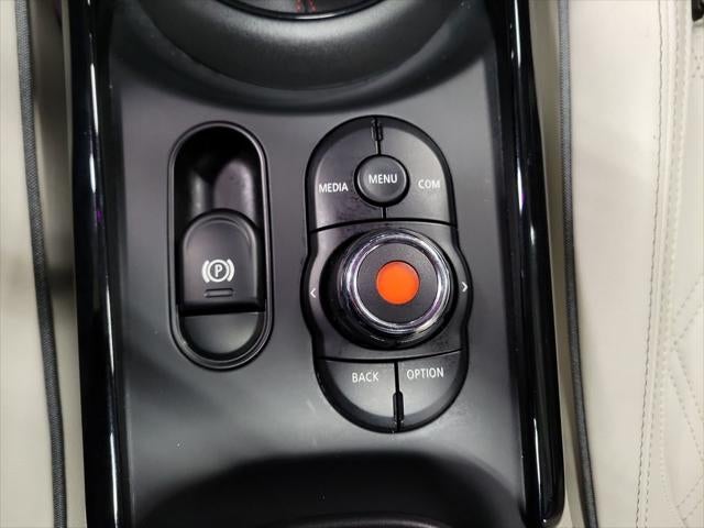 2020 MINI Cooper S Clubman Signature