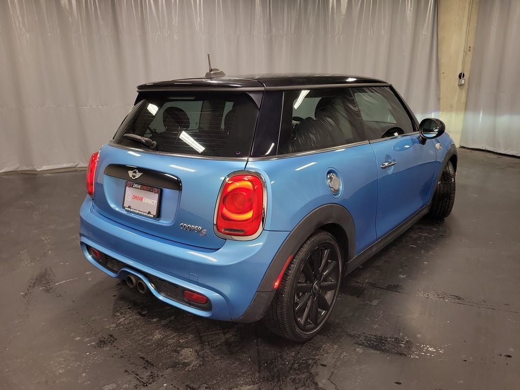2016 MINI Cooper S Base