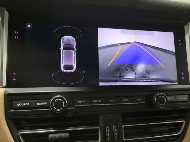 2021 Porsche Macan Base