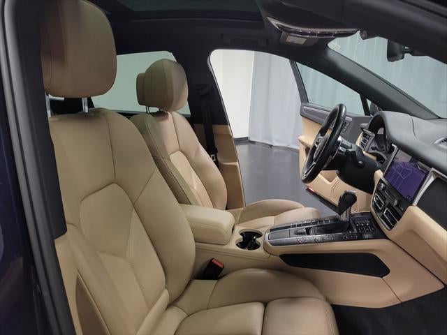 2021 Porsche Macan Base