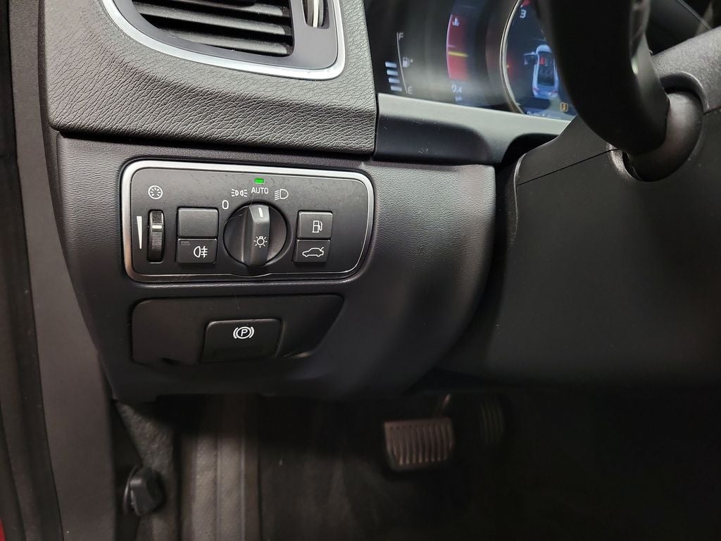 2016 Volvo S60 T6 Drive-E Platinum