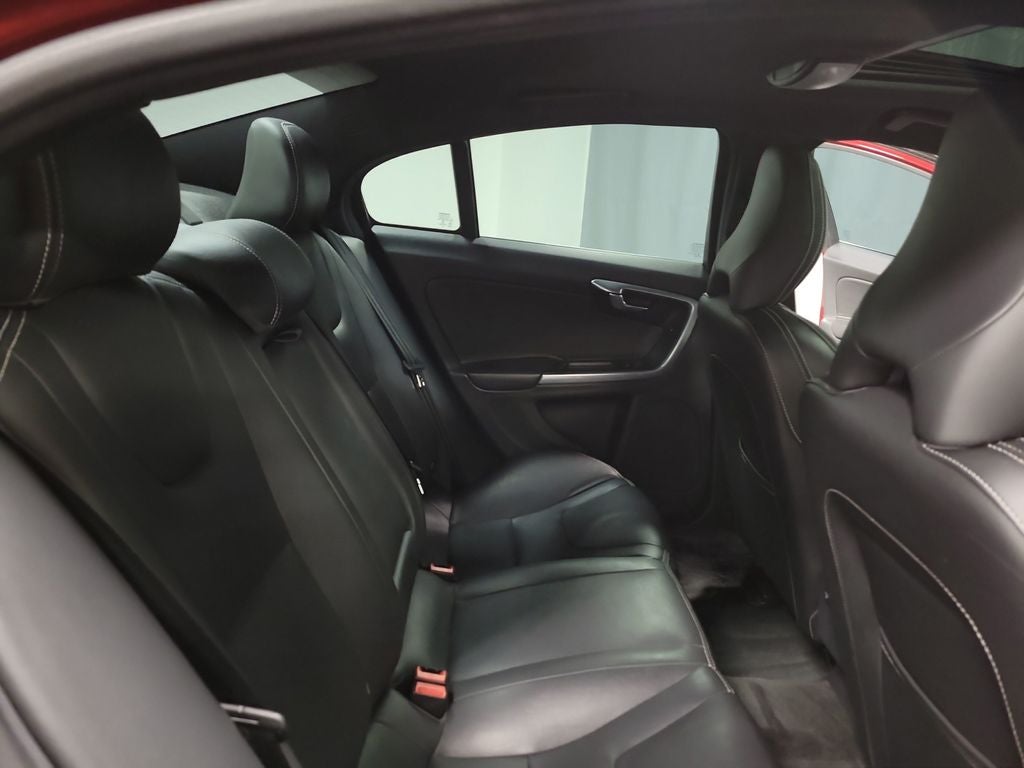 2016 Volvo S60 T6 Drive-E Platinum