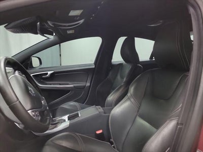 2016 Volvo S60 T6 Drive-E Platinum