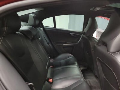 2016 Volvo S60 T6 Drive-E Platinum