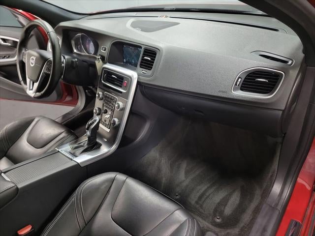 2016 Volvo S60 T6 Drive-E Platinum
