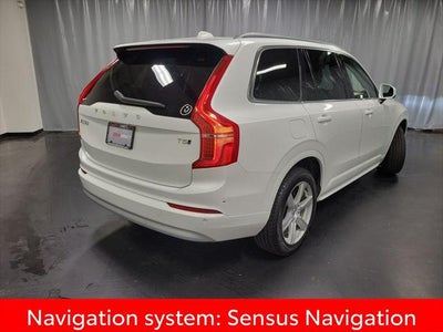 2022 Volvo XC90 T5 Momentum