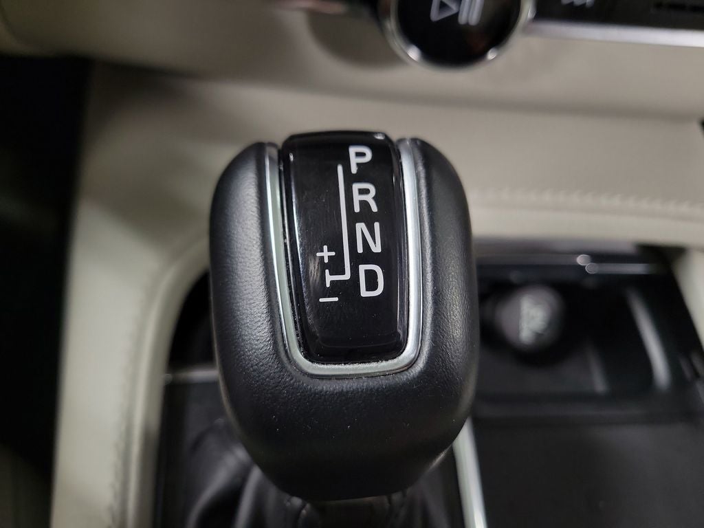 2022 Volvo XC90 T5 Momentum