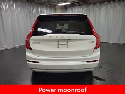 2022 Volvo XC90 T5 Momentum