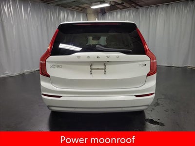 2022 Volvo XC90 T5 Momentum