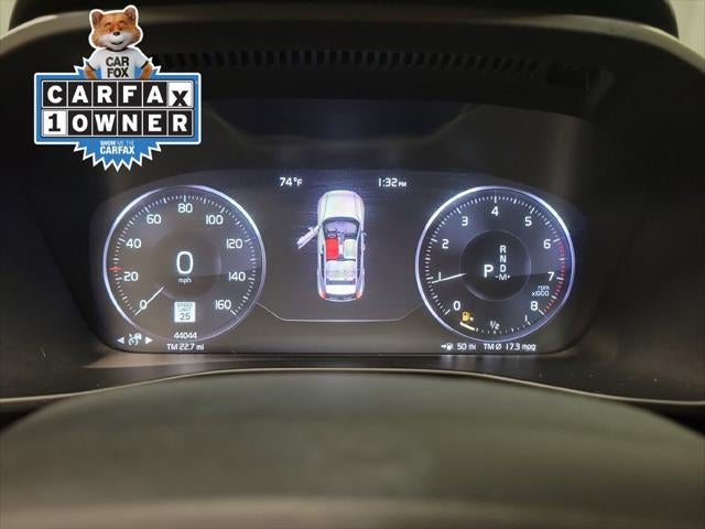 2019 Volvo XC40 Momentum
